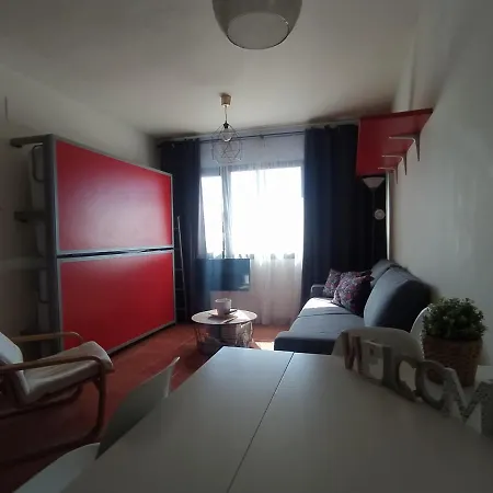 Monte Oiz 2 Y Parking 아파트 *